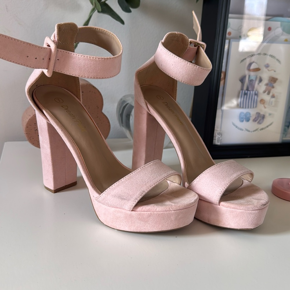 Baby pink 4” heels with 1” platform